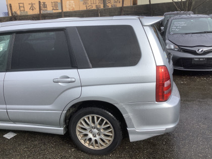 SUBARU FORESTER SG5 2004