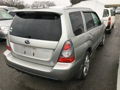 SUBARU FORESTER SG5 2005