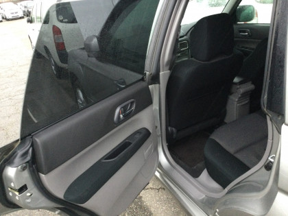 SUBARU FORESTER SG5 2005