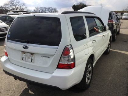 SUBARU FORESTER SG5 2006