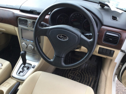 SUBARU FORESTER SG5 2006