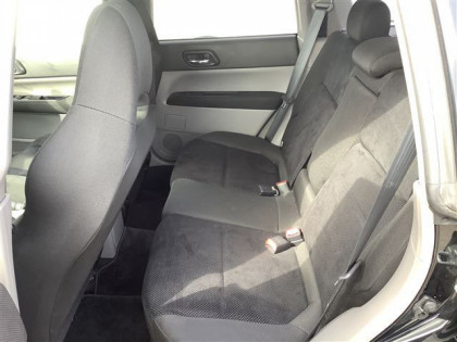 SUBARU FORESTER SG5 2006