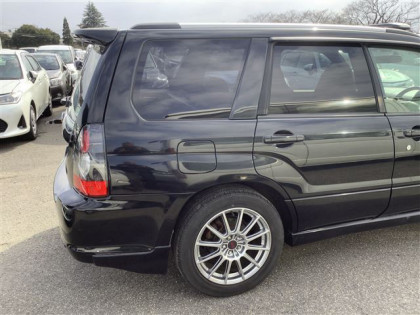 SUBARU FORESTER SG5 2006