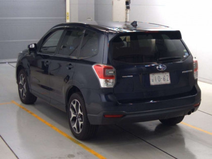 SUBARU FORESTER SJ5 2016