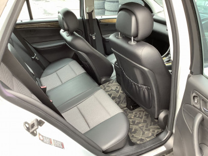 MERCEDES-BENZ C-CLASS W203 2006