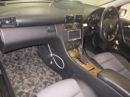 MERCEDES-BENZ C-CLASS W203 2006