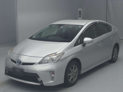 TOYOTA PRIUS 2013