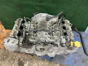 เครื่องยนต์ без навесного SUBARU LEGACY LANCASTER OEM 10100BG320 11008AA830 BHE 2001 EZ30 AT