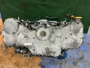 เครื่องยนต์ без навесного SUBARU LEGACY LANCASTER OEM 10100BG320 11008AA830 BHE 2001 EZ30 AT