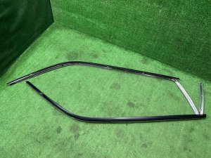 คิ้วกันสาดประตู SUBARU FORESTER OEM 63531SA000 63531SA010 SG5 2006 BLACK 32J 32J