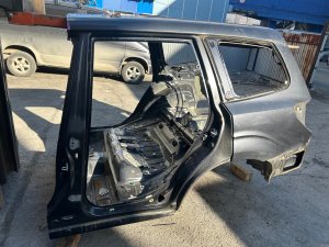ชิ้นส่วนตัวถังท้ายรถ Rear Cut 51472SC0709P 51472SC0609P SUBARU FORESTER