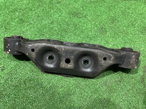 デフマウント SUBARU OUTBACK OEM 41310AG020 BPE 2004 EZ30