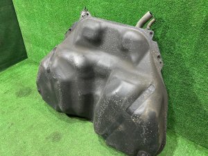 燃料タンク SUBARU OUTBACK OEM 42012AG011 BPE 2004 EZ30