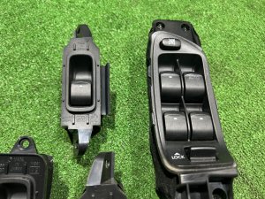 Блок управления стеклоподъемниками SUBARU OUTBACK OEM 83071AG010 83071AG040 BPE 2004 EZ30