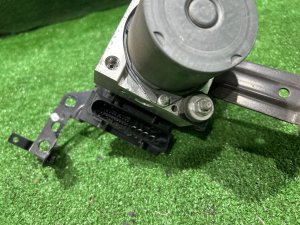 กล่อง ABS SUBARU OUTBACK OEM 27594AG020 BPE 2004 EZ30