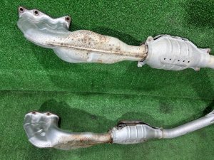 排气歧管 КАТАЛИЗАТОРЫ УДАЛЕНЫ SUBARU OUTBACK OEM 44105AG340 44105AG330 BPE 2004 EZ30
