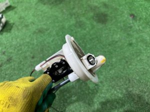 Sensor do nível de combustível SUBARU OUTBACK OEM 42081AG000 BPE 2004 EZ30