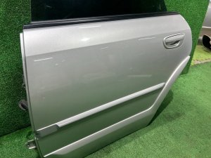 左リアドア SUBARU OUTBACK OEM 60409AG0509P BPE 2004 SILVER 39D, 3K3