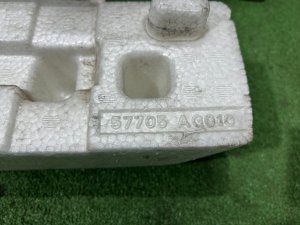 คานเหล็กกันชนหน้า SUBARU OUTBACK OEM 57712AG000 57705AG030 57705AG010 BPE 2004