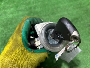イグニッションスイッチ комплект замков SUBARU OUTBACK OEM 57491AG131 BPE 2004 SILVER 39D, 3K3