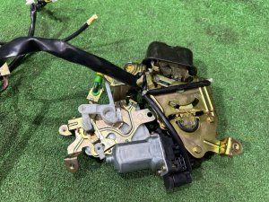 กลอนล็อกฝาท้าย с доводчиком SUBARU OUTBACK OEM 63031AG000 BPE 2004 SILVER 39D, 3K3