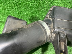 エアクリーナーボックス Свап SUBARU OUTBACK OEM 14435AA100 46052AG050 BPE 2004 EZ30