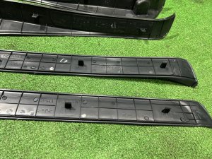 Embellecedores de faldón SUBARU OUTBACK OEM 94060AG170 94060AG180 BPE 2004 SILVER 39D, 3K3