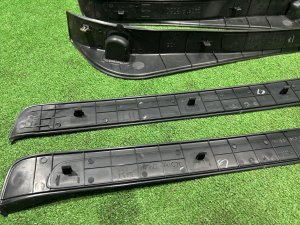 Embellecedores de faldón SUBARU OUTBACK OEM 94060AG170 94060AG180 BPE 2004 SILVER 39D, 3K3