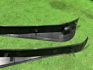Embellecedores de faldón SUBARU OUTBACK OEM 94060AG170 94060AG180 BPE 2004 SILVER 39D, 3K3