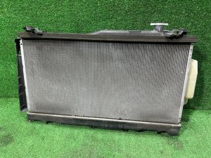 หม้อน้ำ 45111AG040 SUBARU OUTBACK