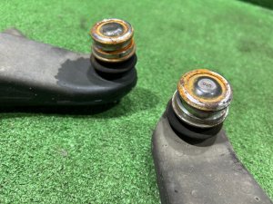 フロントアーム SUBARU OUTBACK OEM 20202AG001 20202AG011 BPE 2004 EZ30