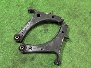 フロントアーム SUBARU OUTBACK OEM 20202AG001 20202AG011 BPE 2004 EZ30