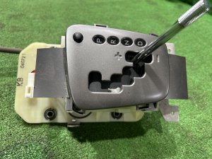 ATシフトセレクター SUBARU OUTBACK OEM 35111AG000 35150AG010 BPE 2004