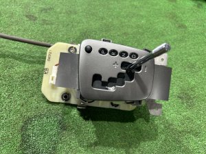 ATシフトセレクター SUBARU OUTBACK OEM 35111AG000 35150AG010 BPE 2004