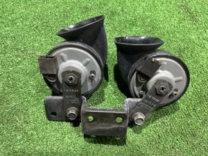 แตร гудок SUBARU OUTBACK OEM 86012AG030 86012AG020 BPE 2004 EZ30