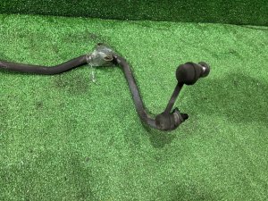 Barra estabilizadora traseira SUBARU OUTBACK OEM 20451AG020 BPE 2004 EZ30