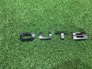 โลโก้ OUTBACK SUBARU OUTBACK OEM 93073AG020 BPE 2004 SILVER 39D, 3K3