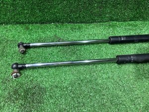 Amortiguadores del portón del maletero SUBARU LEGACY LANCASTER OEM 63260AE020 63260AE030 BHE 2001 SILVER/GREY 1U2