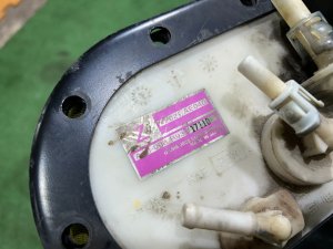 ปั๊มติ๊ก целые трубки SUBARU LEGACY LANCASTER OEM 42021AE040 BHE BEE 2001 EZ30 AT