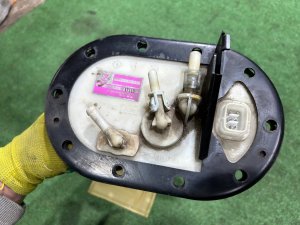 ปั๊มติ๊ก целые трубки SUBARU LEGACY LANCASTER OEM 42021AE040 BHE BEE 2001 EZ30 AT