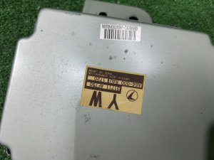 กล่องควบคุมเกียร์ SUBARU LEGACY LANCASTER OEM 31711AF750 BHE 2001 EZ30 AT