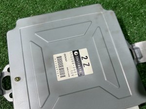 Engine control unit (ECU) SUBARU LEGACY LANCASTER OEM 22611AG782 BHE 2001 EZ30 AT