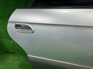 Right rear door SUBARU LEGACY LANCASTER OEM 60400AE420 BHE BH9 2001 SILVER/GREY 1U2