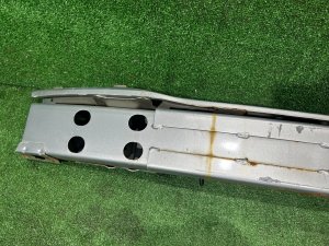 フロントバンパーレインフォースメント SUBARU LEGACY LANCASTER OEM 57711AE340 BH9 BHE 2001