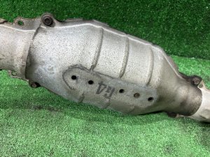 Exhaust manifold БЕЗ КАТАА !!! SUBARU LEGACY LANCASTER OEM 44101AE050 BHE BEE 2001 EZ30 AT