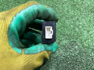 大灯高度调节开关 SUBARU LEGACY LANCASTER OEM 83011AE010 BHE BH9 BH5 BE5 BE9 BEE 2001 EZ30 AT