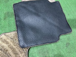 Floor mats SUBARU LEGACY LANCASTER OEM 95011AE050GG BHE 2001 SILVER/GREY 1U2