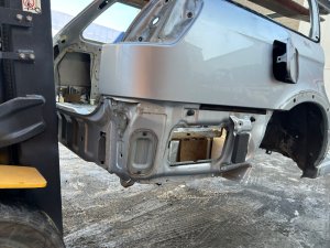 右后翼子板 SUBARU LEGACY LANCASTER OEM 51472AE220 BHE 2001 SILVER/GREY 1U2