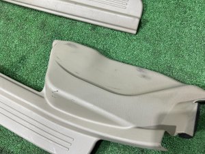 スカッフプレート SUBARU LEGACY LANCASTER OEM 94060AE000GE 94060AE010GE 94061AE000GE 94061AE010GE BHE BH9 BH5 2001 SILVER/GREY 1U2