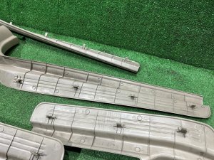 スカッフプレート SUBARU LEGACY LANCASTER OEM 94060AE000GE 94060AE010GE 94061AE000GE 94061AE010GE BHE BH9 BH5 2001 SILVER/GREY 1U2